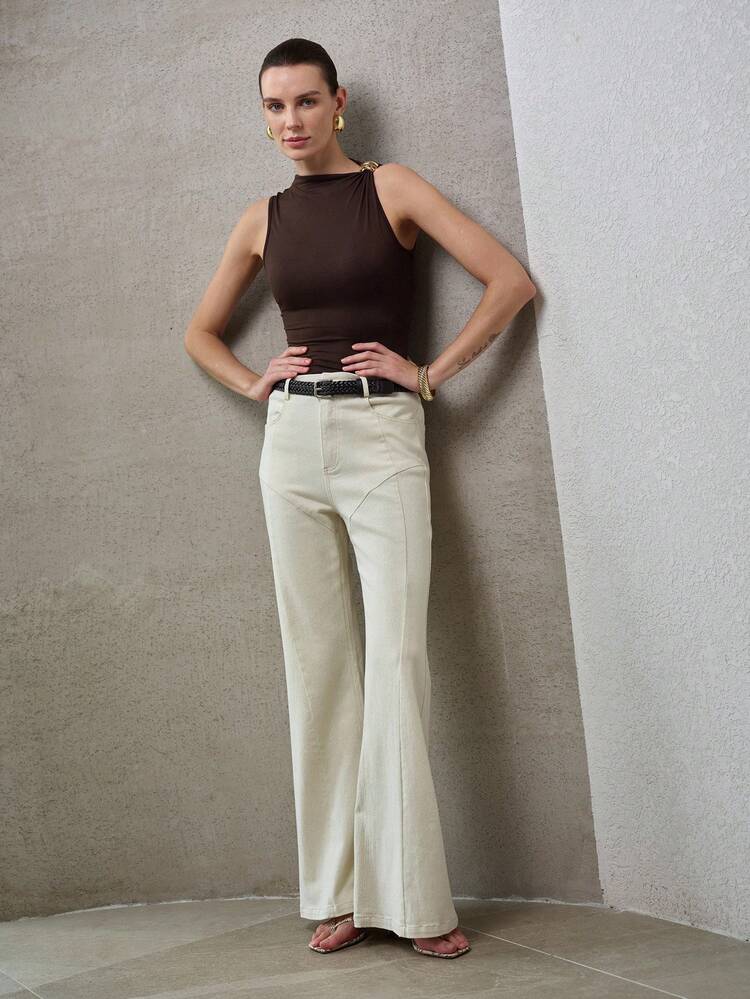 CALÇA Denim FLARE DE PERNA LARGA COM DESIGN DE LINHA ESTRUTURADA DE ALGODÃO PARA MULHERES, PRIMAVERA/VERÃO