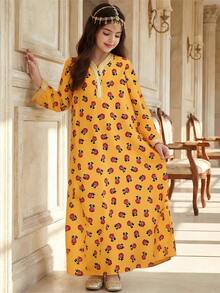 SHEIN 少女斋月新款酒红色玫瑰印花休闲V领超长金色丝带宽松长袍，传统阿拉伯服饰，长袍，阿拉伯长袍，阿巴雅，斋月，姐妹装，母女装 - 黃色 - 查看 7