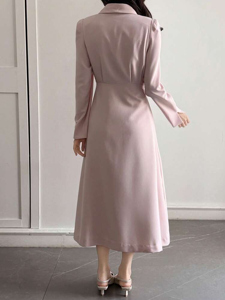 Women's Elegant French Style Double-Breasted Cinched Waist Waist Solid Color Long Windbreaker Dress Sundress