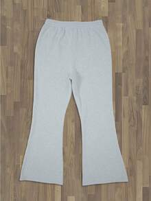 Manfinity Dauomo Men's Casual Y2K English Letter Graphic Streetwear Flared Sweatpants, & Unique, Spring/Summer - Light Grey - View 2