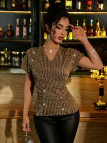 Rafferiza 女士休闲V领短袖上衣，金色格纹褶皱收腰复古丝绒奢华性感优雅交叉V领百搭日常T恤，春夏款 - 金色 - 查看 2