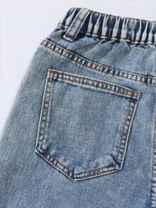 SHEIN Sparklyn 2025秋冬新款女童阔腿牛仔裤。可爱爱心刺绣宽松牛仔裤，复古做旧牛仔布，Y2K学院风街头休闲可爱复古风，刺绣图案破洞，粉色爱心刺绣，舒适棉质牛仔布，蓝色牛仔裤，四季皆宜，时尚女童爱心宽松阔腿牛仔裤，松紧腰设计 - 中等水洗藍 - 查看 7