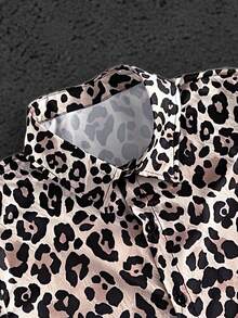 GENTILAND Men's Avant-Garde Textured Leopard Print Shirt Collar Short Sleeve Regular Fit Polyester Shirt With Pocket - Multicolor - View 6