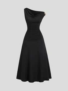 Sweetra 女士时尚黑色针织休闲褶皱修身优雅通勤连衣裙，露肩两穿式设计，金属扣装饰，春夏款 - 黑色 - 查看 3