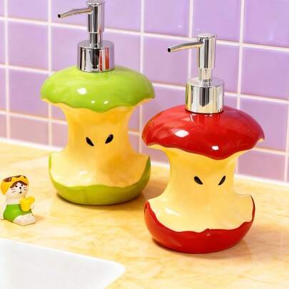 Joivida Bình đựng xà phòng và dung dịch bằng gốm hình lõi táo độc đáo và sáng tạo của Ins Style, bình đựng sữa dưỡng thể hình quả táo, bình đựng nước rửa tay, dầu gội dạng nhấn tiện dụng trong nhà vệ sinh, thích hợp cho mọi loại sữa tắm, dầu gội, các loại kem dưỡng da, một lựa chọn rất đáng giá cho các sản phẩm gia dụng hàng ngày, quà tặng ngày lễ được ưa chuộng.