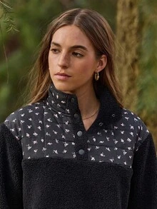 Aralina 秋冬休闲半开襟印花蓬松抓绒卫衣，内置抽绳，适合健身、运动和机场穿着，舒适百搭。 - 黑色 - 查看 10