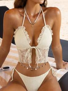 Bellisia 两件套女士夏季沙滩泳衣套装，纯白色蕾丝刺绣网纱面料，可调节吊带三角泳衣上装，荷叶边下摆，侧边系带比基尼泳裤，适合沙滩度假