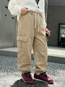 SHEIN 年轻男孩复古休闲街头酷炫多口袋宽松舒适松紧腰抽绳卷边牛仔工装裤 - 卡其色 - 查看 1