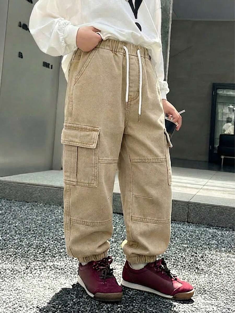 SHEIN 年轻男孩复古休闲街头酷炫多口袋宽松舒适松紧腰抽绳卷边牛仔工装裤 - 卡其色 - 查看 1