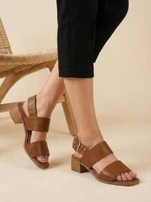 Tacones de bloque con punta cuadrada, antideslizante con hebilla dorada y elegantes - Camel - Ver 5