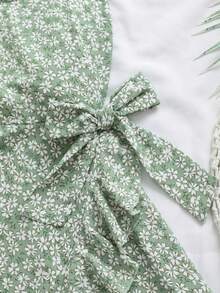 SHEIN Teen Girl Polka Dot & Heart Ditsy Floral Casual Ruffled Hem Sleeveless A-Line Vacation Dress, Summer Clothes, Beach, Holiday, Sun Dresses, Boho, Beach Vacation Outfits - Green - View 4