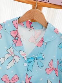 Bộ đồ ngủ cho bé gái tuổi teen, họa tiết bướm, kiểu dáng tươi tắn, áo cardigan tay ngắn + quần short, áo cardigan cổ bẻ + quần short, đồ ngủ thoải mái phù hợp cho mặc thường ngày, mùa hè. - Màu xanh lam - Xem 4