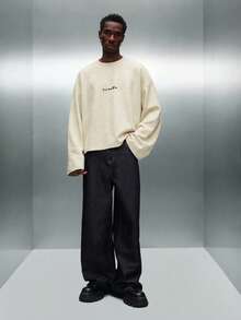 PLAYBOY X SUMWON 男士修身宽松长袖圆领套头衫，后背印花，秋冬休闲街头风上衣 - 奶油色 - 查看 5