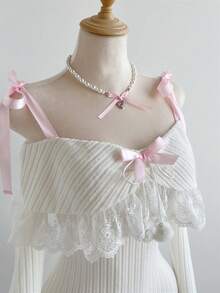 Elamini Đầm len dệt kim màu trắng phối lông giả, điểm nhấn là nơ hồng, kiểu dáng trễ vai, không tay, ôm sát, ngọt ngào, dễ thương, thanh lịch theo phong cách Y2K cho mùa xuân/hè, đa năng cho năm mới và mặc hàng ngày. - trắng - Xem 1