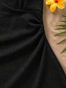 SHEIN 少女露背白色迷你连衣裙，系带/荷叶边下摆，双层设计/适合派对/约会/情人节/度假/海滩度假装扮 - 卡其色 - 查看 4