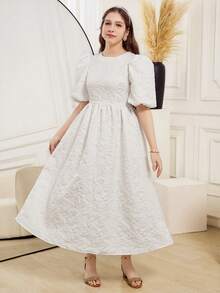 一件闪亮粉色魅力连衣裙，适合少女穿着，包含亮片、蓬松裙摆和精致的公主细节，适合派对和庆祝场合。 - 白色 - 查看 4