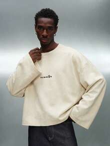 PLAYBOY X SUMWON 男士修身宽松长袖圆领套头衫，后背印花，秋冬休闲街头风上衣 - 奶油色 - 查看 2