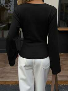 Siren Gaze Deep V Pleated Long Sleeve Fitted Women's T-Shirt, Fashionable Commuter Waist Pleated Asymmetric Hem Flare Sleeve V-Neck Ladies Top, Autumn/Winter Blouse, Elegant Pleated Women's Top - Black - View 2