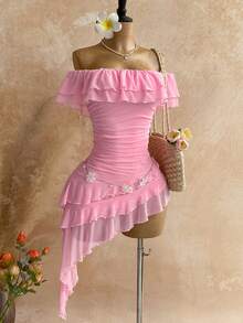 Soleia 春夏度假针织网纱无肩带露肩修身多层荷叶边不对称下摆连衣裙，适合花园派对、下午茶、插花、约会、波西米亚风、度假、秋季女装、复古、假日等场合。 - 粉色 - 查看 1