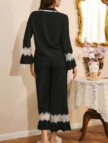 Elegant French Lace Sleepwear, Romantic Lace Patchwork Ruffle Trim Sleepwear Set, Charming Ladies Nightwear - Black - View 2