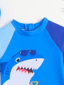 2件装婴儿/幼儿男童鲨鱼印花速干舒适针织泳衣，适合游泳池、海滩、冲浪、度假、夏季穿着 - 藍色 - 查看 5