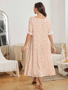 Serenescape 女士休闲植物印花V领蕾丝边宽松长款睡裙 - 珊瑚粉 - 查看 2