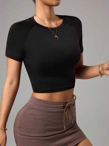 Dewbera 女士纯色圆领短款休闲百搭日常户外运动短袖T恤 - 黑色 - 查看 7