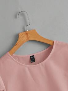 SHEIN Clasi 纯色圆领镂空休闲百搭短袖梭织衬衫 - 淺粉色 - 查看 4