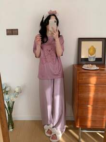 SHEIN 两件套优雅简约慵懒少女格子熊印花短袖上衣和格子拼接白色裤子舒适休闲睡衣女式睡衣套装粉色睡衣套装可爱睡衣套装 - 粉色 - 查看 4