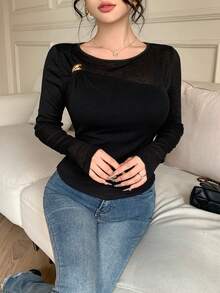 Feyla Women's Casual Solid Color Twist Knot Metal Decor T-Shirt - Black - View 3