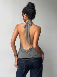 Aloruh Áo croptop hở lưng, cổ yếm, màu trơn, trang trí đinh tán. - Xám - Xem 5