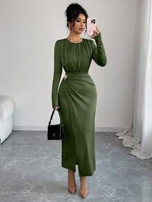 SHEIN Elenzya Vestido de manga larga elegante y versátil para uso diario, fiesta de Navidad, Año Nuevo y negocios, con cintura ceñida, decoración metálica y estilo vintage francés, en color marrón, para otoño/invierno - Verde militar - Ver 3