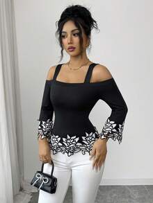 SHEIN Elenzya 優雅浪漫度假風黑白3D花卉飾邊露肩女款T恤長袖上衣黑色露肩上衣黑白蕾絲上衣性感上衣黑色露肩上衣黑白上衣女款性感襯衫女款性感上衣蕾絲飾邊上衣刺繡上衣女款上衣與襯衫工作襯衫女款襯衫女款新款上衣優雅上衣女款貼身上衣女款最新上衣 - 黑色 - 查看 4