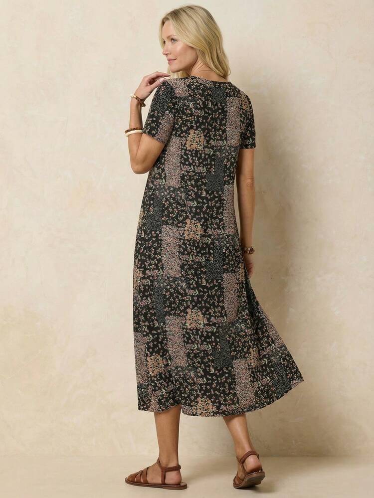 Notched Neck Ditsy Floral Summer Short Sleeve Dress