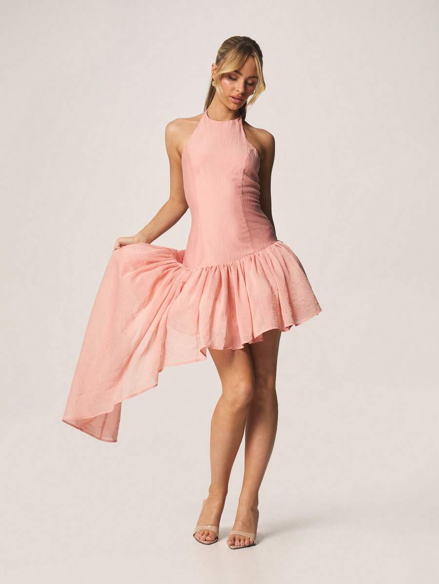 MISSGUIDED Vestido maxi asimétrico con cuello halter, volumen recogido y bajo con volantes para fiesta de verano - Rosa vieja - Ver 1