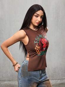 SHEIN HOT STUFF ملابس علوية صيفية للنساء بنمط كرتوني مع شق جانبي وظهر مكشوف وربطة خلفية - قهوة بني - مشاهدة 3