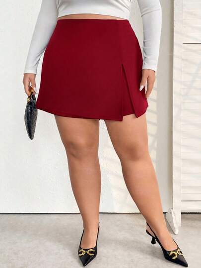 SHEIN CURVE+ 加大码纯色分叉短裙，情人节，玫瑰，爱心，波点，爱心，嘴唇，丘比特，3D花朵