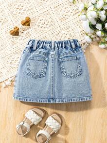 SHEIN Váy jean denim cho bé gái, kiểu dáng mới mùa xuân thu, váy denim xanh nhạt thêu cầu vồng dễ thương, chất liệu cotton denim thoải mái, đa năng cho đi học và đi làm, váy denim cho bé gái. - Rửa trung bình - Xem 2