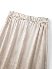 GlowEve CURVE 大码优雅提花侧开衩半身裙 - 杏色 - 查看 6