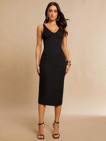 Silquee This Women's Black V-Neck Sleeveless Midi Dress Is Perfect For Spring And Summer. It Features A Shaping Bra Cup, A Basic Casual And Slim-Fitting Midi Dress Suitable For Everyday Wear. It Comes With Removable Breast Pads, And The Dress Accentuates Curves And Flatters The Figure.