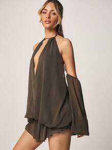 MISSGUIDED Halter Plunge Neckline Chiffon Mini Dress With Off Shoulder Balloon Sleeves And Ruched Waist Detail For Party Evening - Olive Green - View 4