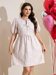 Comfylo Đầm hè cỡ lớn, váy ngắn vải jacquard họa tiết, đầm có nơ và túi trước, đầm ngắn thắt eo, đầm tay ngắn cổ tròn, trang phục ngày Valentine, trang phục lễ hội âm nhạc, trang phục hẹn hò, đầm ngày Valentine, đầm dạ hội tốt nghiệp, đầm phù dâu. - Màu be - Xem 3