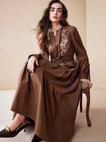 Arave 女士褶皱刺绣长袖连衣裙，优雅约会之选，采用纯棉梭织面料制成 - 棕色 - 查看 1