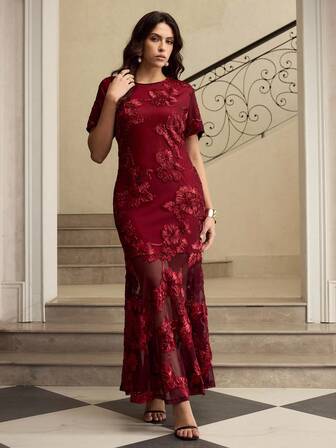 ZEYLAH 蕾丝刺绣短袖修身连衣裙