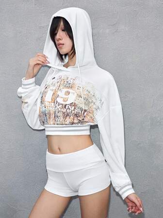 ROMWE Avant Sudadera corta con efecto de óxido y estampado numérico de vanguardia