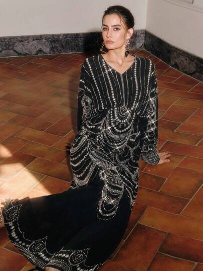 Anewsta Black Elegant High-End Cinched Waist Kaftan Robe With Hand-Sewn Golden Embroidery & Beading
