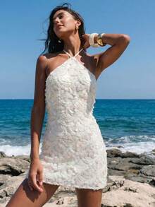 Nevyona 女士假日休闲亮片露背吊带连衣裙，适合派对穿着 - 杏色 - 查看 6