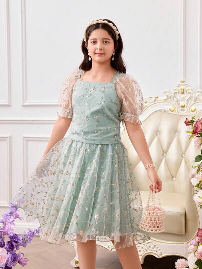 少女花卉刺绣网纱方领泡泡袖时尚派对连衣裙