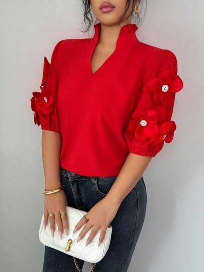 Rafferiza 优雅日常百搭通勤度假V领玫瑰花卉3D装饰红色短款泡泡袖宽松上衣，适合春夏穿着。