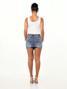 BABYPHAT 心形贴花牛仔迷你裙，带口袋细节，夏季休闲水洗蓝毛边下摆，时尚必备单品，高品质棉质面料，完美日常百搭衣橱必备，情人节佳选 - 藍色 - 查看 5